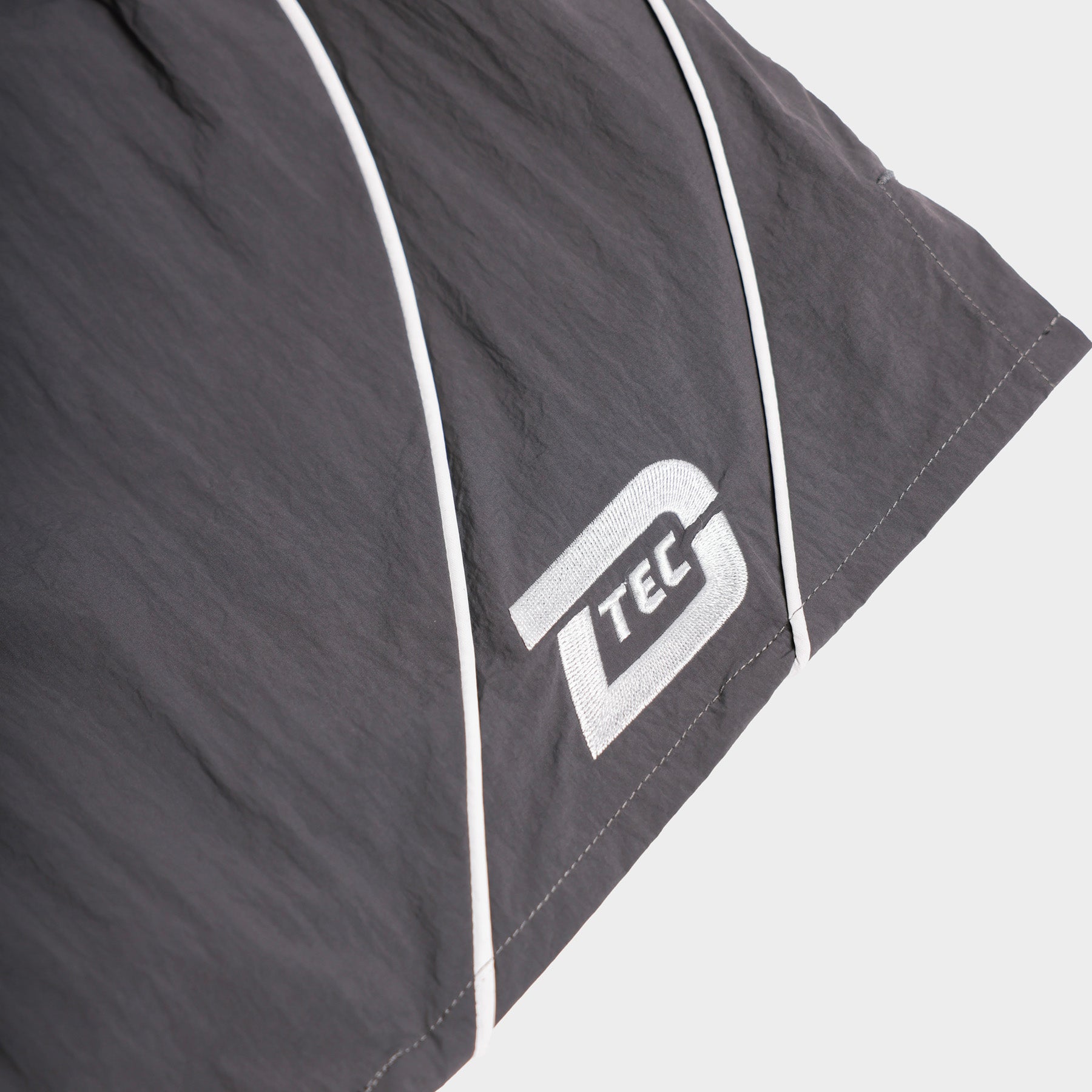 D-Tec Reflective Track Shorts - Charcoal